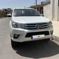 تویوتا هایلوکس