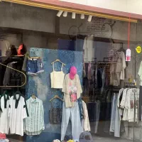 مغازه همافران چالوس