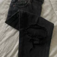 جین مشکی pull&bear