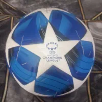 توپ چمن مصنوعی