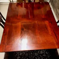 میز قدیمی آنتیک