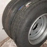 فروش یک جفت لاستیک نیسان چرخ جلو