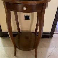 میز آباژور
