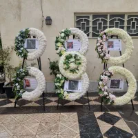 تاج گل مصنوعی