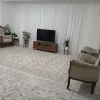 ساختمان پشت بیمارستان