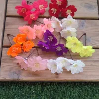کار در منزل (مونتاژ شکوفه مصنوعی )