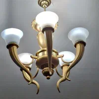 لوستر فروشی