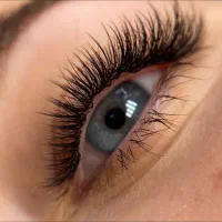 آموزش کاشت و اکستنشن مژه ۶ میلیون