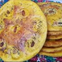 فطیر و نان تنوری  مخصوص هر قوشچی