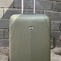 چمدان|کیف، کفش، کمربند|هشتگرد, شهرک وحدت|دیوار