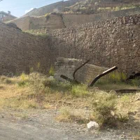 ۲۰۰۰ متر زمین سند دار در شهرک/تهاطر