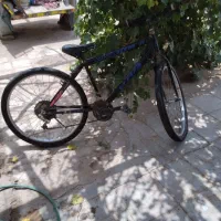 یک عدد دوچرخه ۲۶ و یک دوچرخه ۲۰