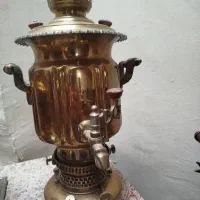 دو عدد سماور نفتی ودو سماور زغالی قدیمی دارای مهر