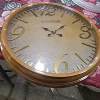 ساعت دیواری