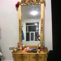 کنسول و آینه
