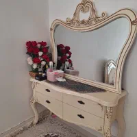 میز ارایش .سالم