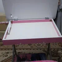 میز تحریر دختر آن رنگ صورتی