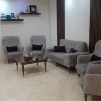 منشی خانم وسرگروه خانم(نمایندگی مخابراتی)