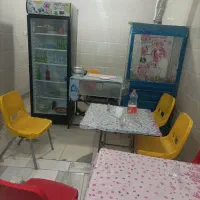 ساندویچ فروشی