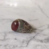 انگشتر عقیق با نگین های زمرد اصلی و قدیمی
