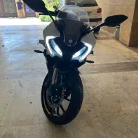 موتورسیکلت کی وی 250 ریسcf