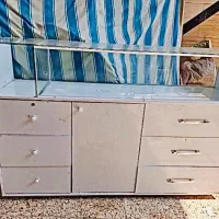 میز MDF ویترین شیشه