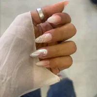 ترمیم ناخن فقط ۴۵۰ آفر ویژه