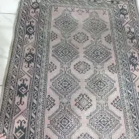 چند عدد قالیچه ماشینی و بک قالیچه ترکمن دستی