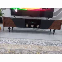 میز تلویزیون تمیز و نو