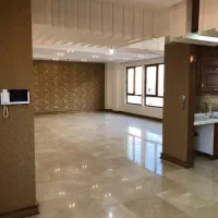 ۱۷۷متر  خو ش نور و نقشه و لوکیشن