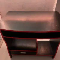 ست چوبی اتاق (میز، کمد، استند)