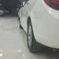 دنا مدل ۴۰۱