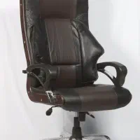 صندلی مدیریت سالاری