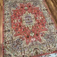 یک تخته قالیچه تبریز پنجاه رج گل ابریشم چله نخ
