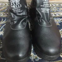 کفش کار نو