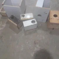 تعدادی باکس و کوزه و قفس برای مرغ عشق و عروس هلندی