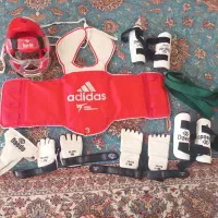تجهیزات کامل و برند تکواندو) توضیحات رو بخونید(