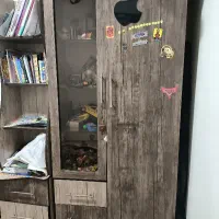 کمد و کتابخانه و میز