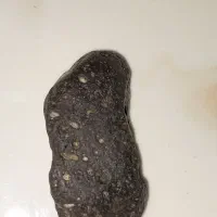 یک عدد شهاب سنگ کمیاب