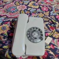 تلفن قدیمی سالم