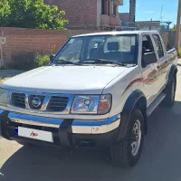 نیسان پیکاپ مدل ۸۲