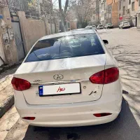 جک j4 مدل ۱۴۰۲ فروش فوری