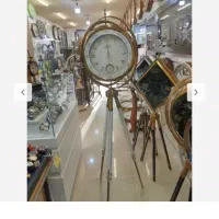 ساعت ایستاده