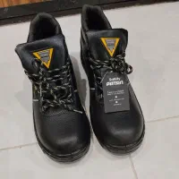 دو جفت کفش کار نو