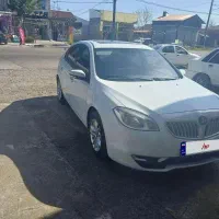 برلیانس ۳۳۰ مدل ۹۷ موتور بزرگ ۱۶۵۰