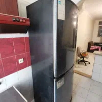 فروش یخچال فریزر و لباسشویی 7 کیلویی سالم