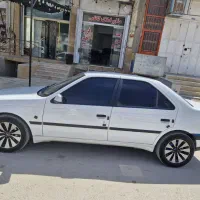 405 glx اتاق تعویض سفید