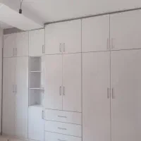 جاکفشی و تی وی وال و دراور