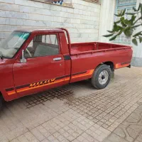 تویوتا وانت ۱۹۸۳