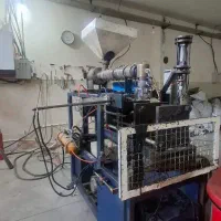 دستگاه ۱ لیتری تزریق بادی فول اتوماتیک